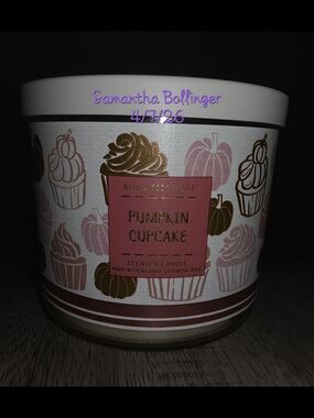 Bath & Body Works 3-Wick Candle Pumpkin Cupcake